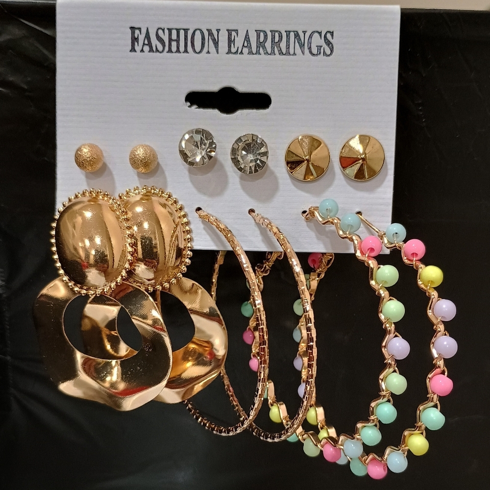 Gold and Multicolor Set 6 Earrings